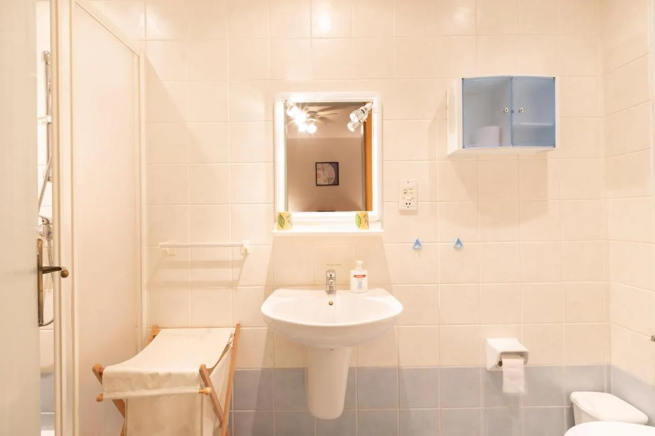 Apartamento BV1 - Spacious&Bright - Prime Location San Julián